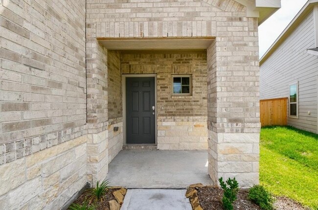 Photo - 16439 Big Hickory Dr