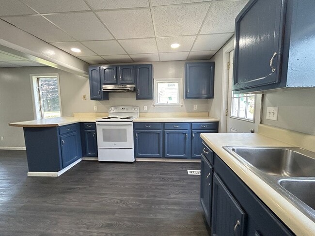 Photo - 1029 Gill St