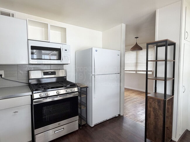 Photo - 2605 Lark Dr