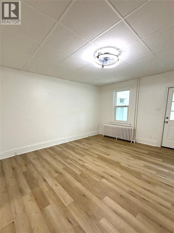 Photo - 216 Essex St