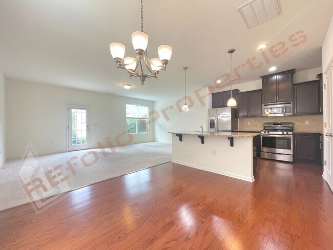 Photo - 606 Briarcliff St