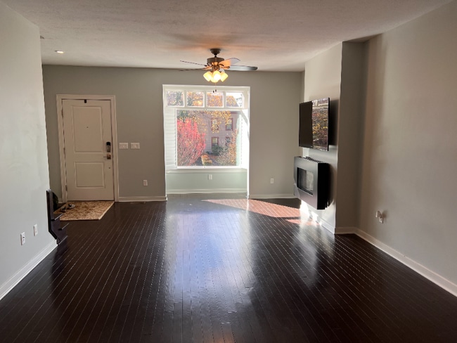 Photo - 25 Atterbury Blvd