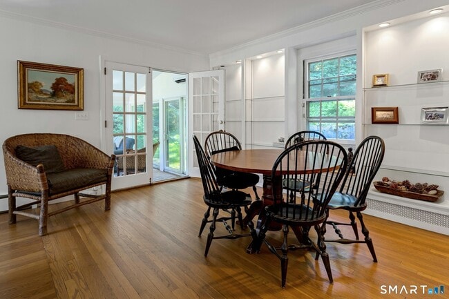Photo - 18 Cornelia Dr