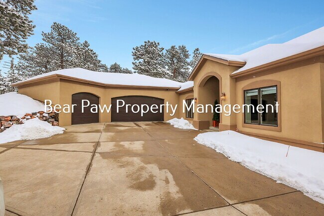 Photo - Stunning Home in the Ridge!!