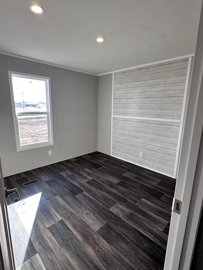 Photo - 210-212 12th St