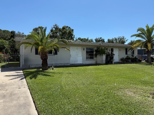 Building Photo - 474 Briarwood Rd Rental