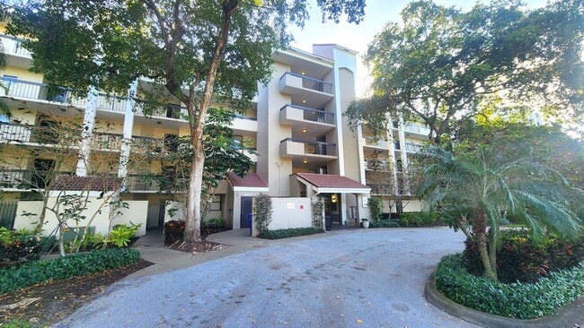 Photo - 820 Lavers Cir