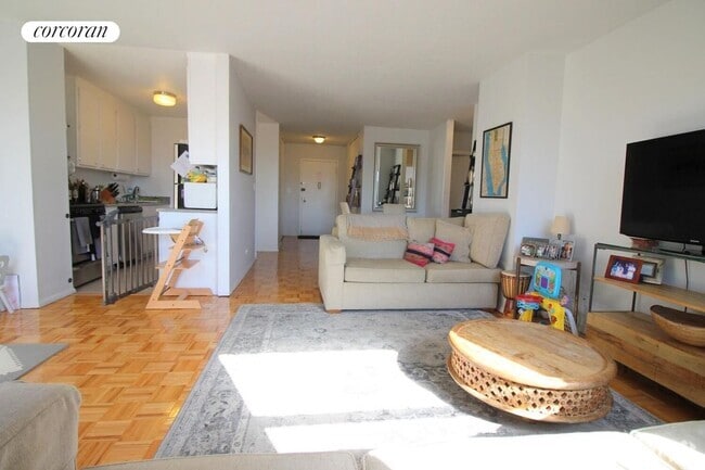 Building Photo - 401 2nd Ave Rental