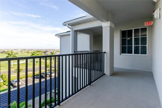 Photo - 5527 Double Eagle Cir Unit 3842