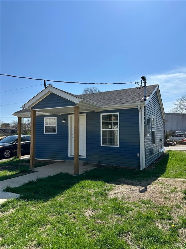 Photo - 111 W 10th Ave