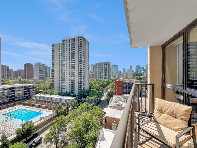 Photo - 1540 N La Salle Dr Unit 1001