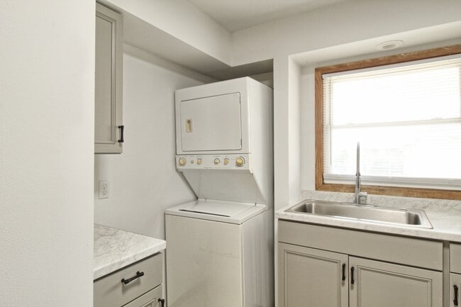 Laramie Apartment Homes