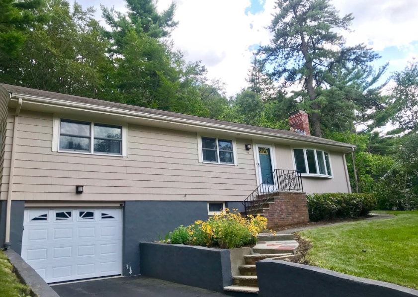 Photo - 95 Burlington St (Lexington, MA)