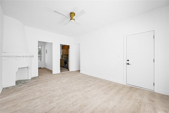 Photo - 641 10th St Unit 5