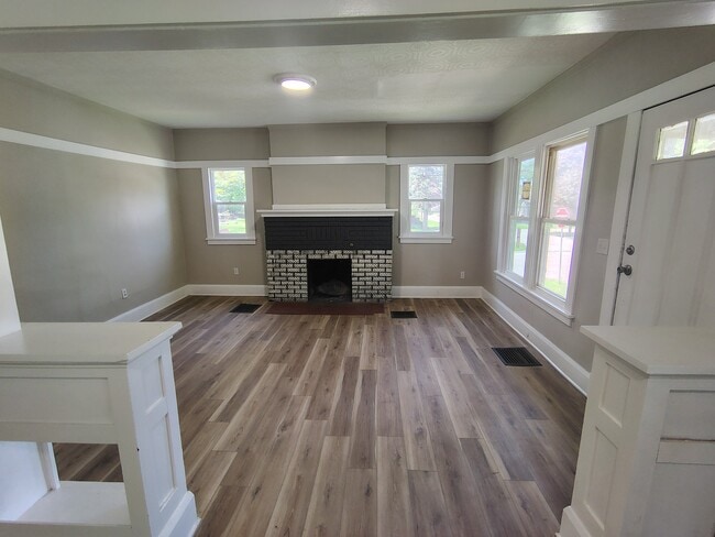 Photo - 2222 Andrews St