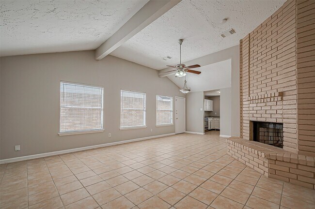 Photo - 7111 Village Lake Dr