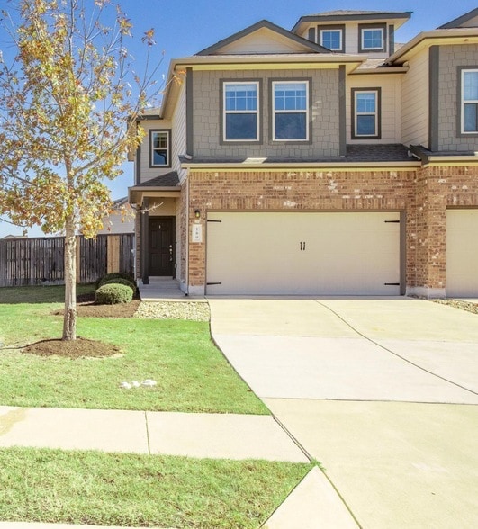 Building Photo - 189 Andross Ln