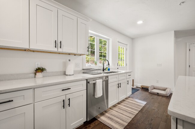 Photo - 49 Chilmark St