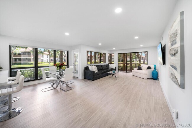 Photo - 505 Brackenwood Pl