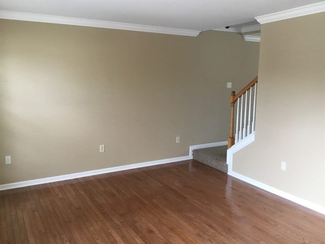 821 Hidden Glen Ln