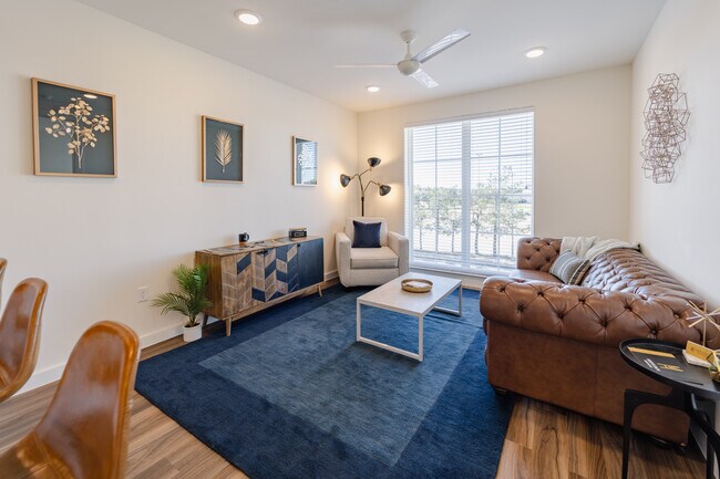 Photo - Midtown Highline