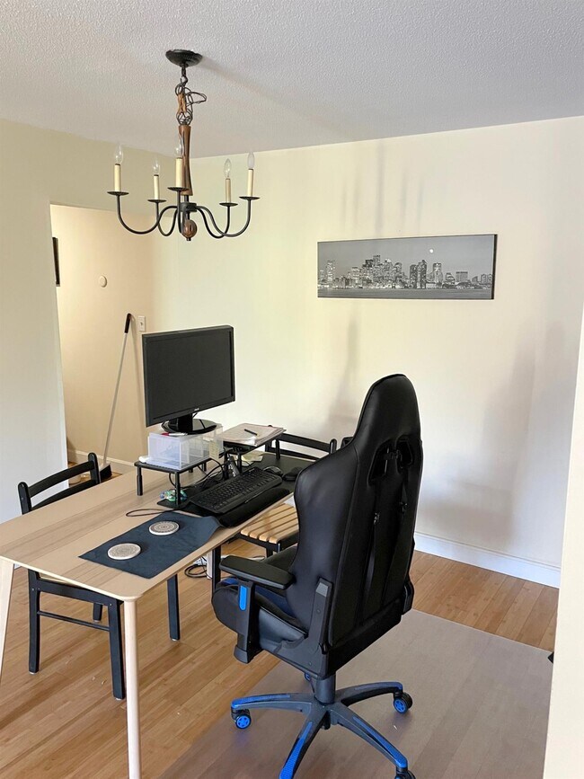 Photo - 11 Cameron Ave Unit 3