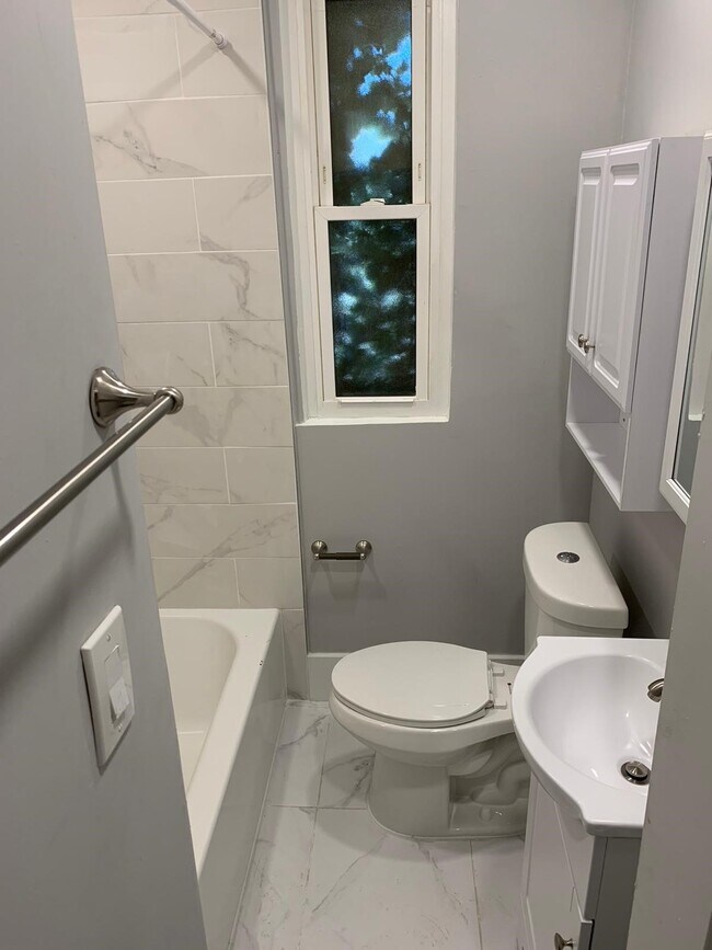 Photo - 45 E Cliveden St