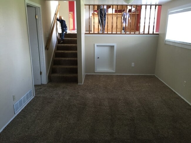 Photo - 321 N Ponderosa Dr