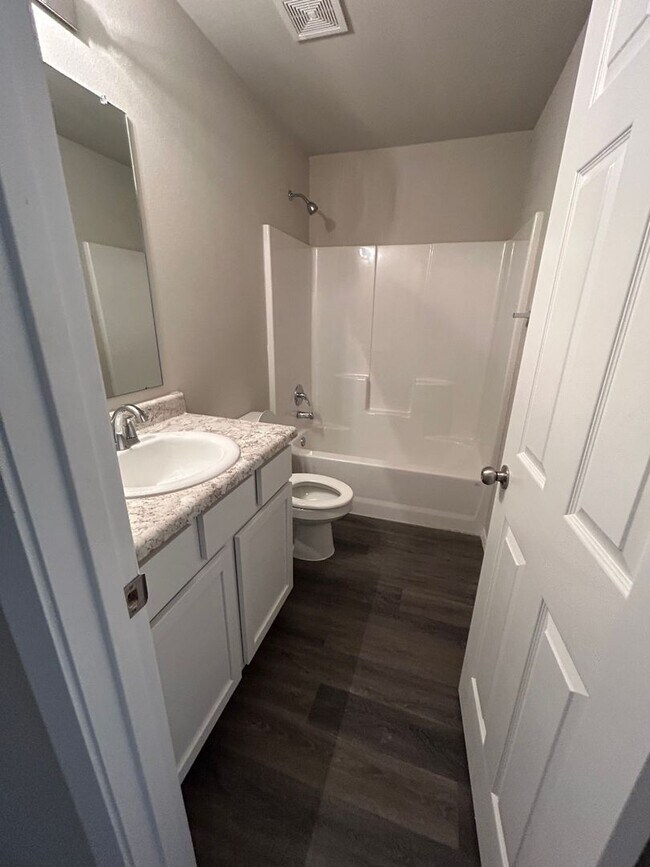 Photo - 3 bedroom 2 1/2 bath house with 2 car garage.