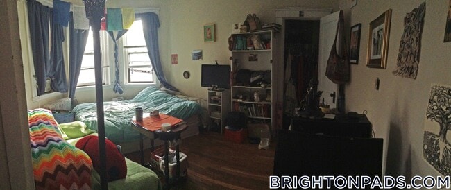 Photo - 1576 Commonwealth Ave Unidad 3