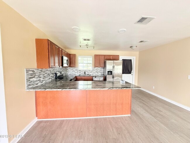 Photo - 175 N Berthe Ave