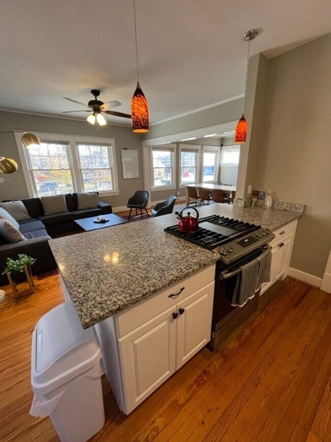 Photo - 2108-2110 Bardstown Rd Unit 2110-B