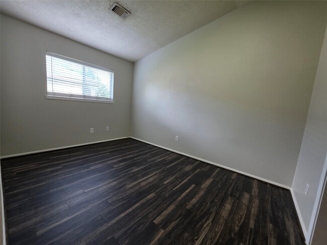 Photo - 447 Lost Rock Dr