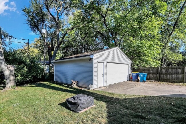 Photo - 5311 Crittenden Ave