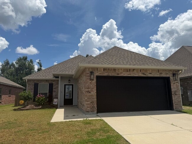 Building Photo - 106 Lightbourne Dr