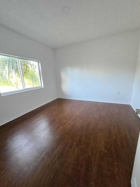 Photo - 408 SW 9th St