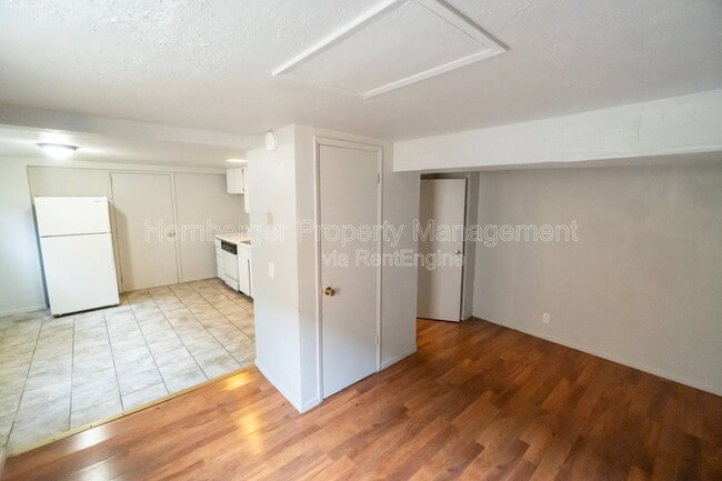 Photo - 1108 W 12th Ave Unit 4