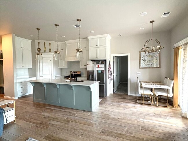 Photo - 5509 Malpaso Crk Dr