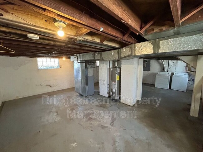 Photo - 101 E Bruce Ave