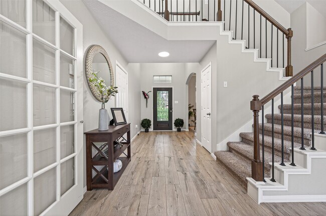 Photo - 155 E Concord Valley Cir