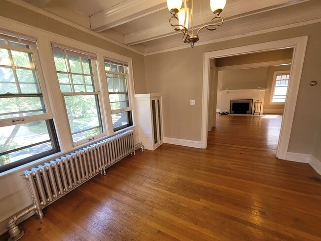 Photo - 2541 N Lake Dr Unidad Upper