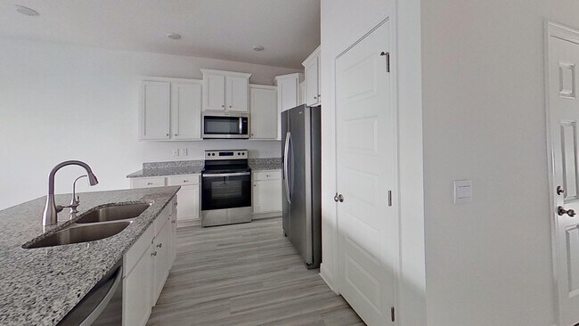 Photo - Beautiful Newer Townhouse with all LVP