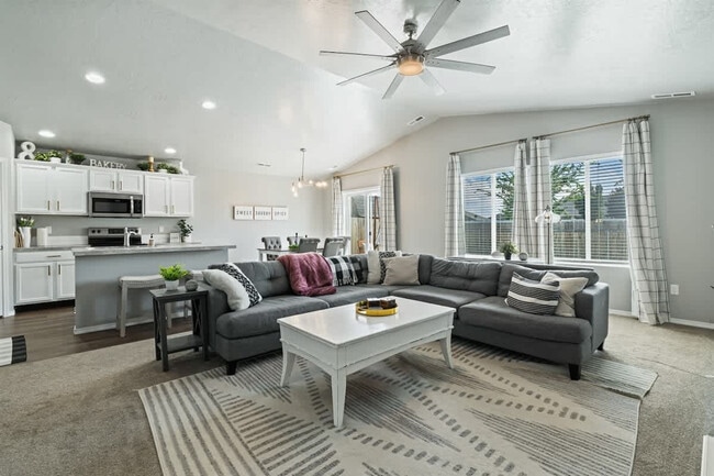 Photo - 17541 Mountain Springs Ave Unidad ID1460908P