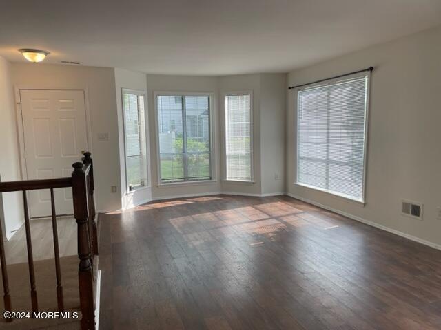 Photo - 76 Foxwood Pl