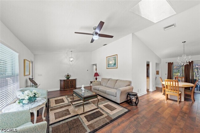 Photo - 2317 SW 44th Terrace