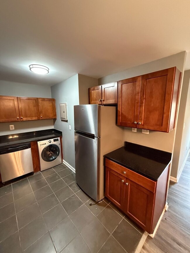 Photo - Beautiful 2 Bedroom 1 Bath Condo Conveniently Located