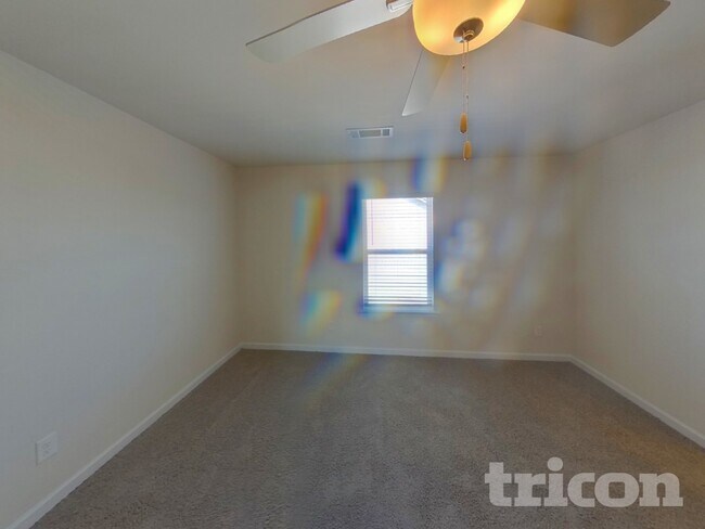 Photo - 130 Avondale Blvd SE