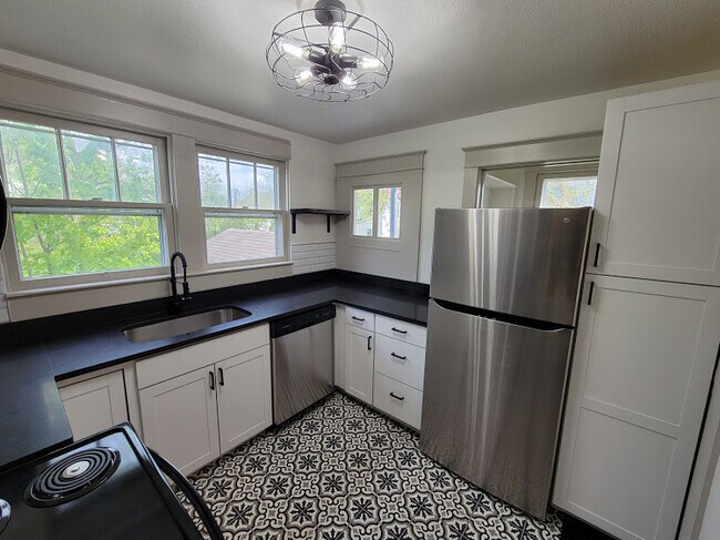 316 Fairview Ave