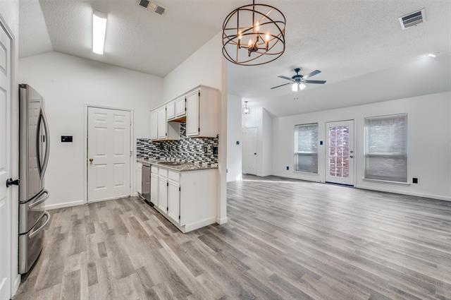 Photo - 2916 S Bend Dr