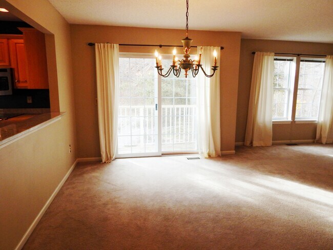 Photo - 629 Danbury Rd